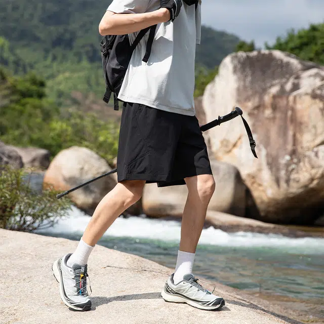 领航骆驼 户外百搭潮流运动速干舒适中腰休闲短裤 男女同款