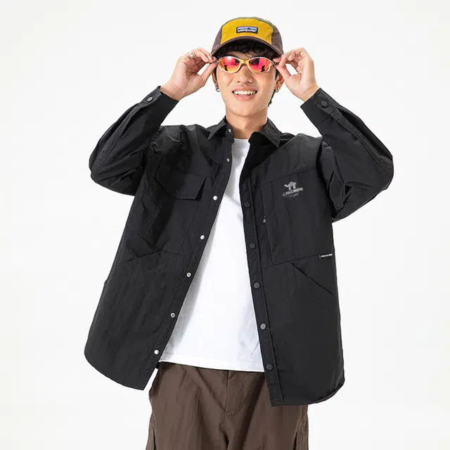 领航骆驼 时尚街头复古纯色字母印花单排扣翻领长袖开衫潮牌日常休闲宽松简约百搭舒适小众设计感上衣无性别主义衬衫 男女同款