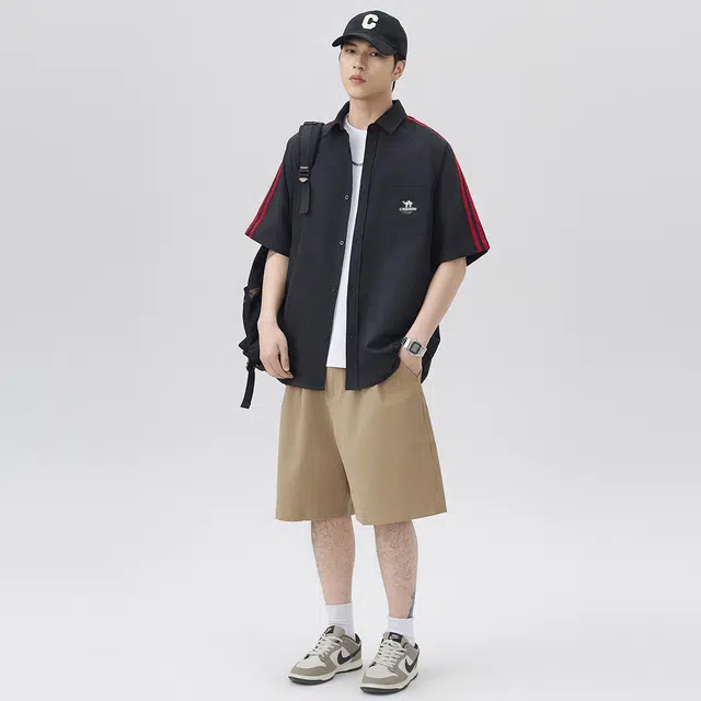 领航骆驼 时尚街头潮流织带设计层次感美拉德风宽松舒适吸湿排汗百搭通勤户外出行短袖   衬衫  男女同款