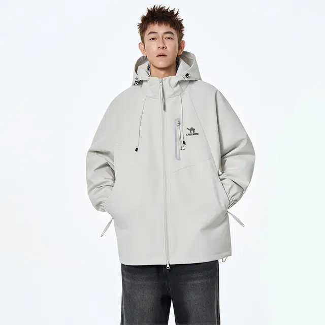 领航骆驼  城市机能简约潮流纯色拉链连帽立领胸前口袋休闲慵懒痞帅百搭防水防风日常户外出勤  夹克  男女同款