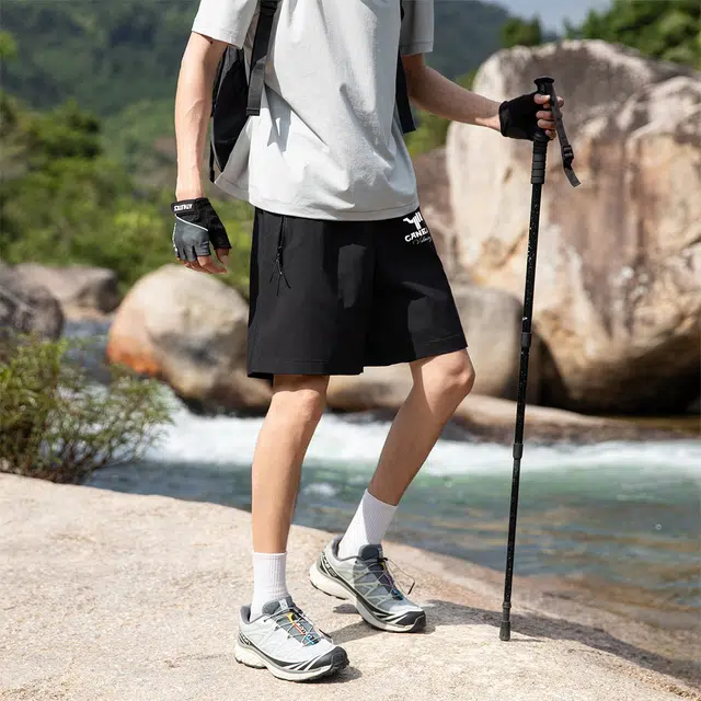 领航骆驼 美式户外运动速干透气百搭潮流休闲短裤 男女同款