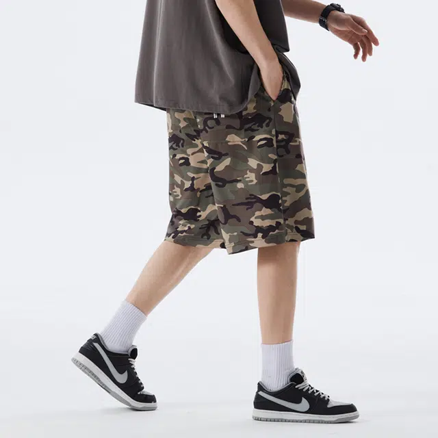 领航骆驼 复古高街宽松户外运动百搭透气迷彩五分休闲短裤 男女同款
