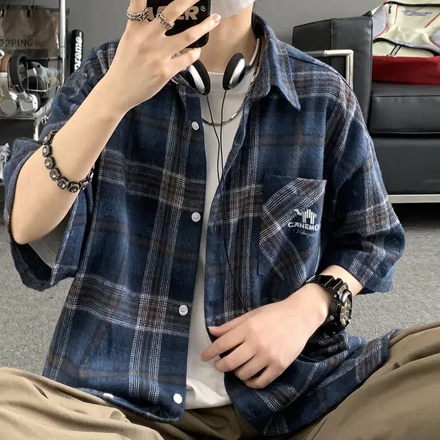 领航骆驼 美式复古学院风简约格子条纹休闲宽松无性别穿搭内搭口袋设计翻领舒适百搭潮流感短袖衬衫 男女同款