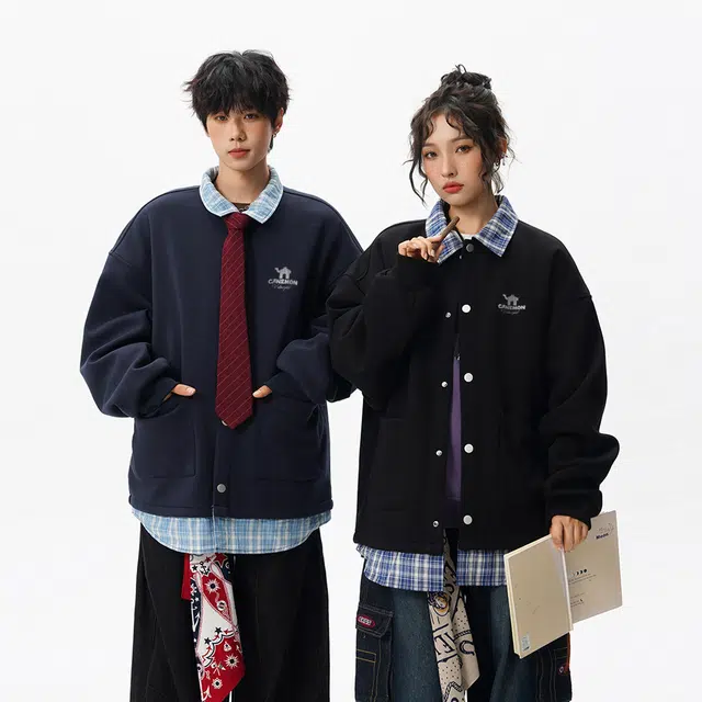 领航骆驼 假两件格子拼接翻领美式舒适卫衣 男女同款