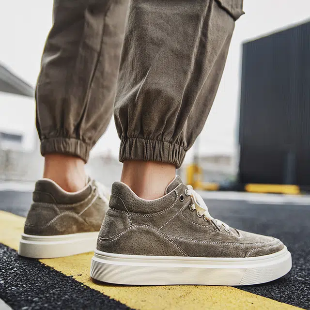 年走索 圆头系带 舒适百搭 防滑耐磨 高帮 板鞋 男款