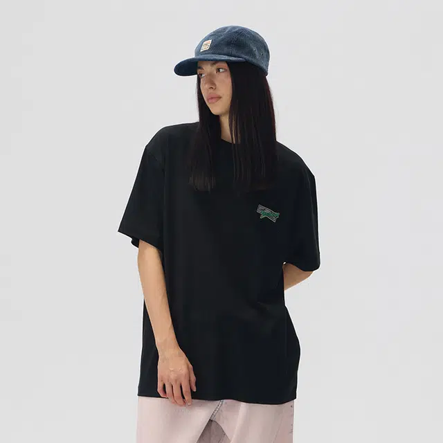 Vision Street Wear pink pigT
