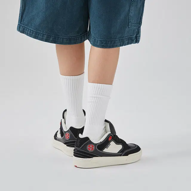 Vision Street Wear Savvy