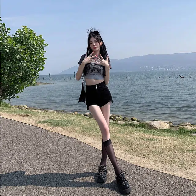 么宁 高腰弹力外穿热裤牛仔短裤 女款