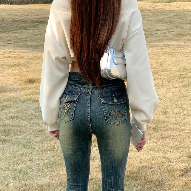 么宁 美式加绒加厚保暖水洗复古刺绣微喇叭马蹄裤高腰显高显瘦小个子显腿长甜酷风辣妹牛仔裤 女款