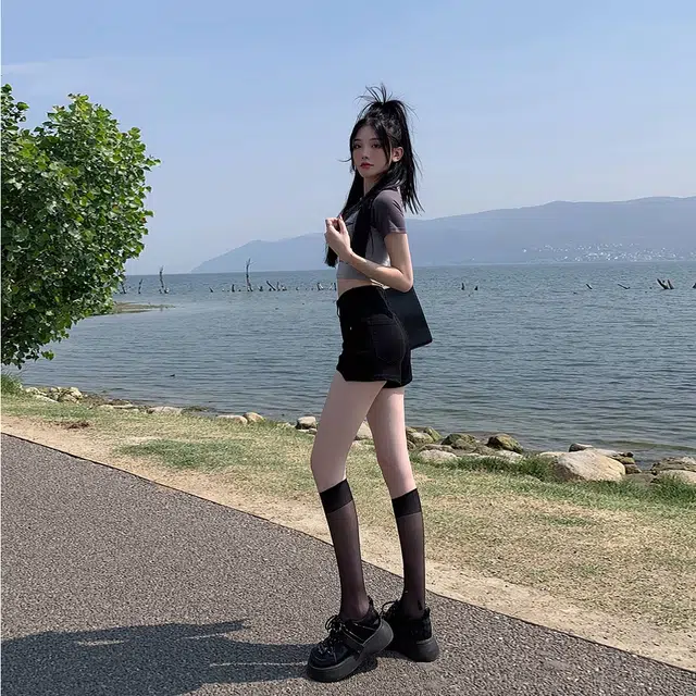 么宁 高腰弹力外穿热裤牛仔短裤 女款