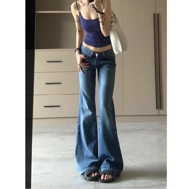 么宁 美式复古辣妹竹节微喇设计感低腰垂感拖地裤牛仔裤 女款