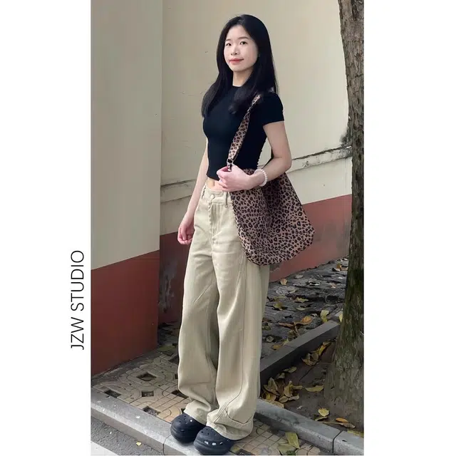 么宁 适中高腰宽松阔腿牛仔裤 女款