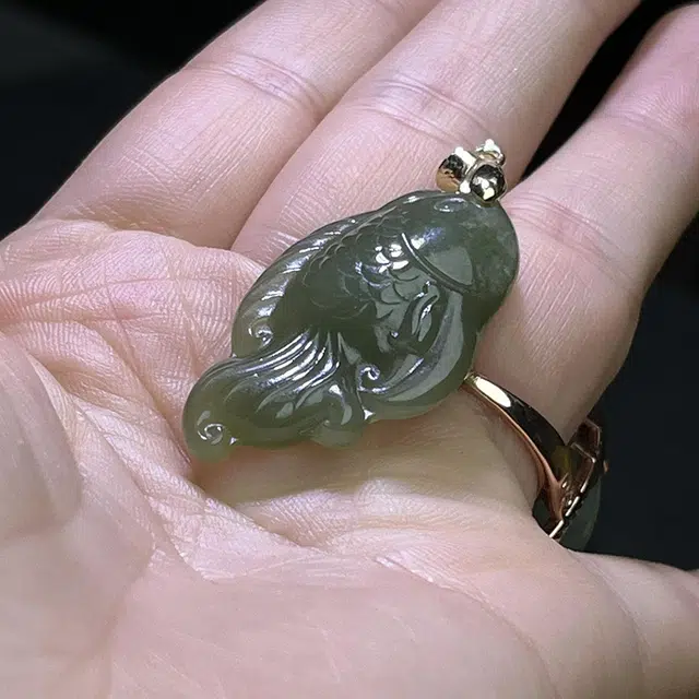 全年红 年年有鱼新中式风美好寓意厚润项链 玉髓 吊坠 男款