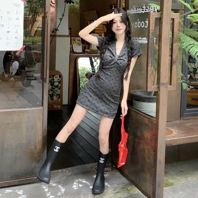 困住大象 韩系休闲舒适波点简约风短袖连衣裙 女款 经典灰色