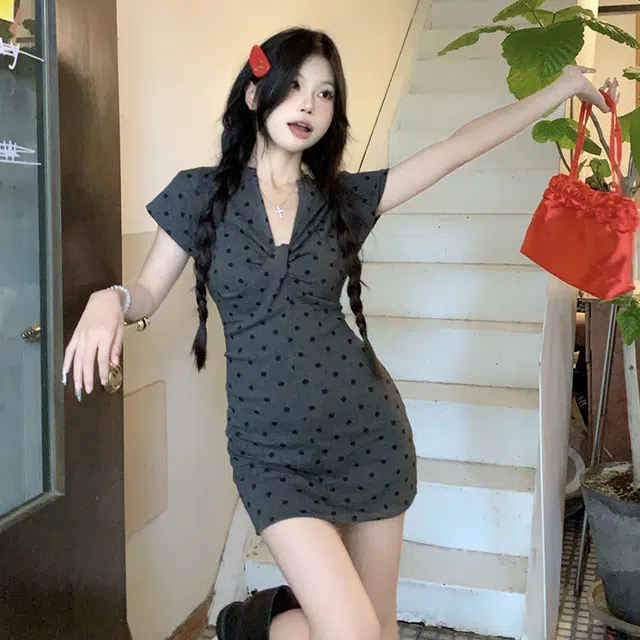 困住大象 韩系休闲舒适波点简约风短袖连衣裙 女款 经典灰色