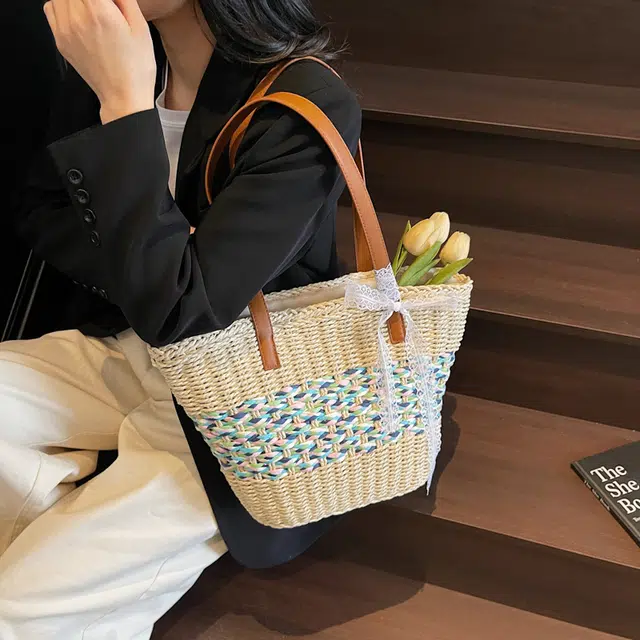 伊曼家 编织托特包春夏休闲大容量腋下包度假编织 草编 单肩包 女款 米白色/卡其色