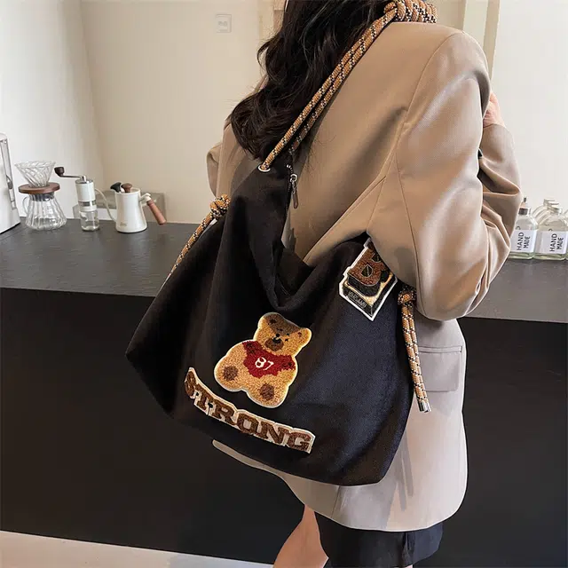 伊曼家 上班通勤休闲多功能 尼龙布 斜挎包 女款 米白色/卡其色/黑色
