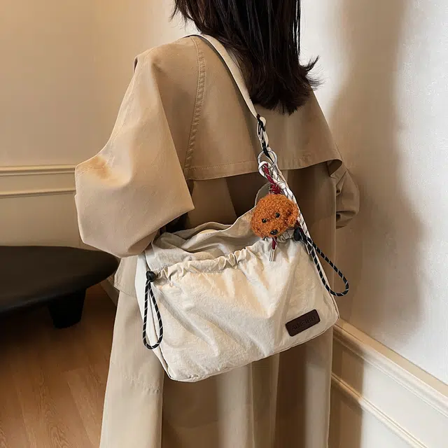 伊曼家 休闲秋季潮上班通勤 布 单肩包 女款 米白色/卡其色/黑色