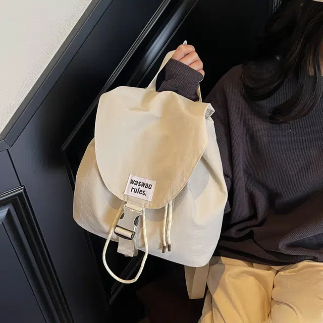 伊曼家 休闲时尚学生上课书包高颜值轻便旅游背包 牛津纺 双肩包 女款 米白/粉色/绿色/卡其/黑色/紫色