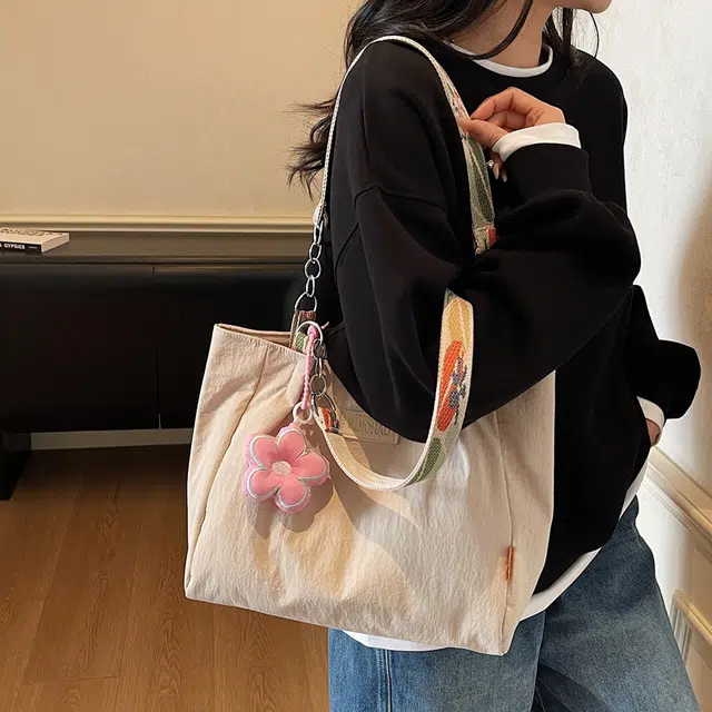 伊曼家 高级感通勤复古花朵托特包 布 单肩包 常规 女款 多色