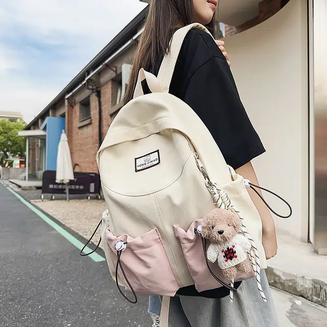 伊曼家 初高中大学生高颜值书包潮流休闲简约轻便 尼龙 双肩包 女款 粉红色/黑色/卡其色/绿色