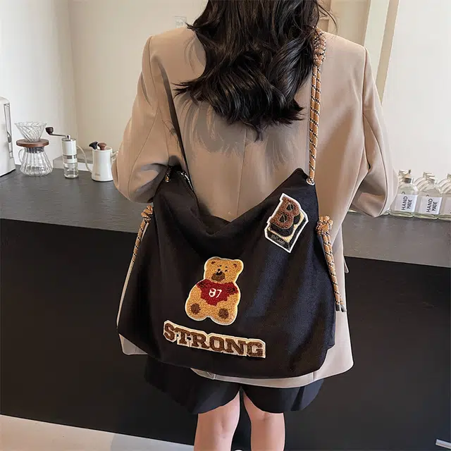 伊曼家 上班通勤休闲多功能 尼龙布 斜挎包 女款 米白色/卡其色/黑色