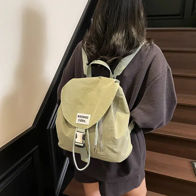 伊曼家 休闲时尚学生上课书包高颜值轻便旅游背包 牛津纺 双肩包 女款 米白/粉色/绿色/卡其/黑色/紫色