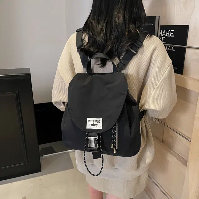 伊曼家 休闲时尚学生上课书包高颜值轻便旅游背包 牛津纺 双肩包 女款 米白/粉色/绿色/卡其/黑色/紫色