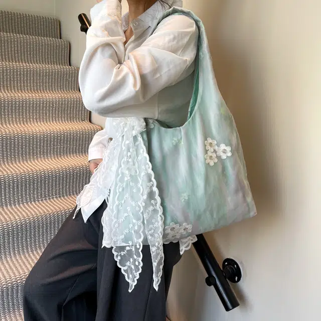 伊曼家 国风蝴蝶结小雏菊百搭通勤 尼龙 托特包单肩包 女款 绿色/粉色/蓝色