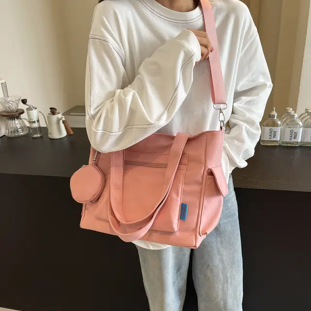 伊曼家 百搭托特包包女个性潮流手提单肩包大容量斜挎包 尼龙布 旅行包 女款 粉色/白色/黑色/卡其色/蓝色