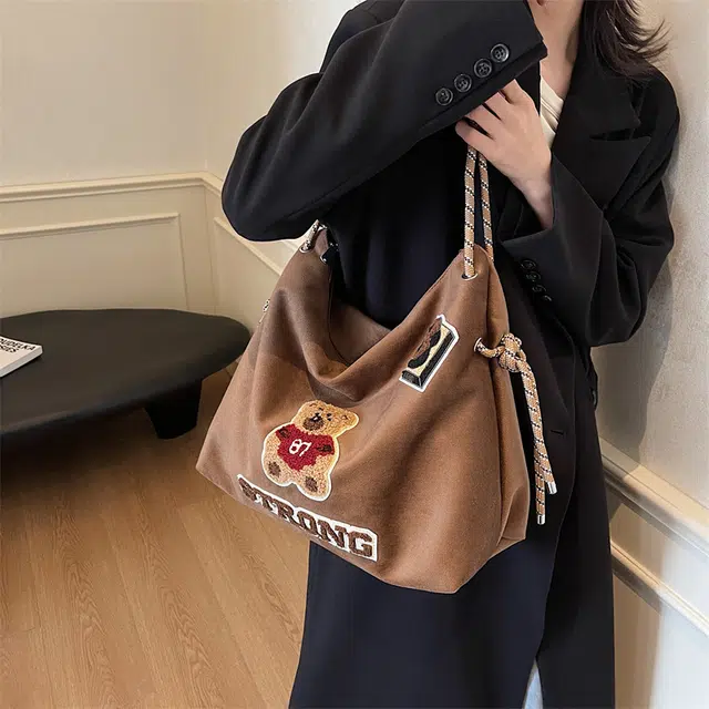 伊曼家 上班通勤休闲多功能 尼龙布 斜挎包 女款 米白色/卡其色/黑色