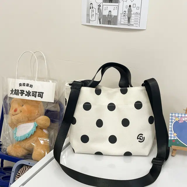 伊曼家 小众设计简约轻便休闲风通勤 帆布 帆布包手提包 女款 大眼睛/波点
