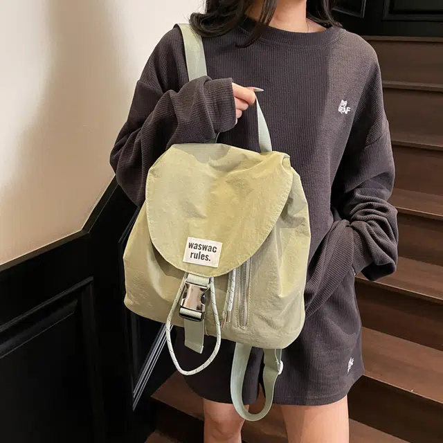 伊曼家 休闲时尚学生上课书包高颜值轻便旅游背包 牛津纺 双肩包 女款 米白/粉色/绿色/卡其/黑色/紫色