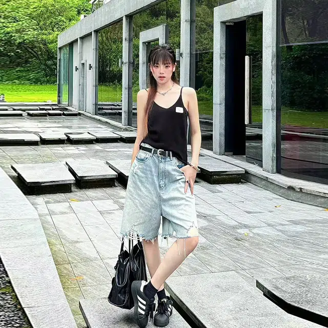 YICHEN
