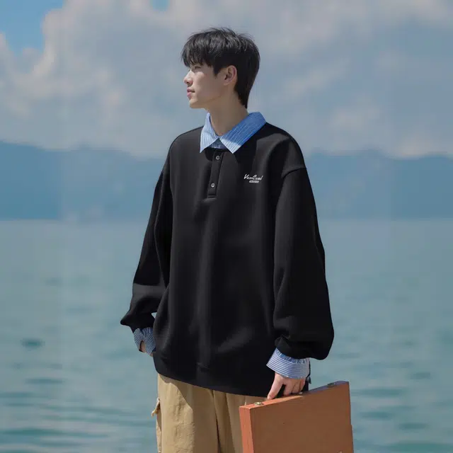 VanCamel LogoTPolo