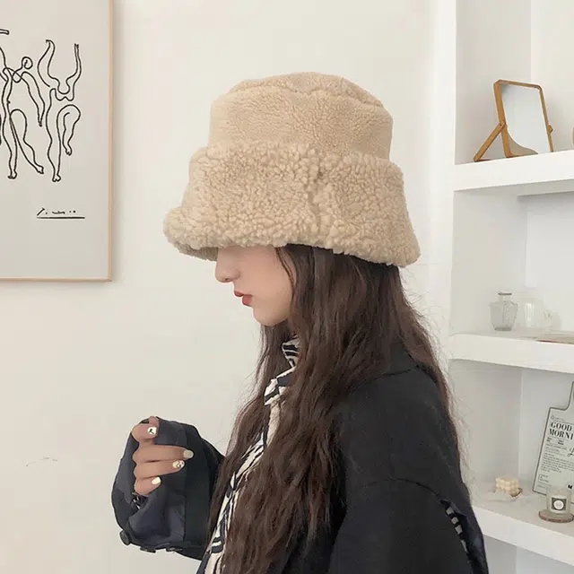 浪莎 冬季米色双色拼接羊羔毛可爱舒适防寒保暖 聚酯纤维 渔夫帽 男女同款情侣款