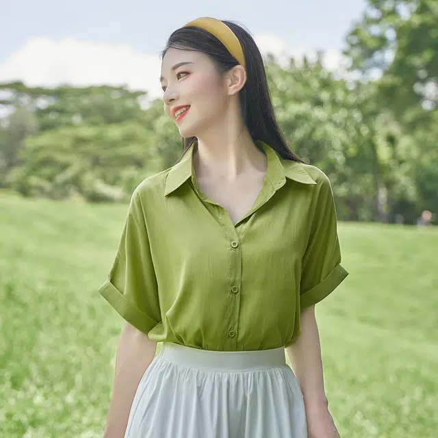 浪莎 纯色简约翻领短袖衬衫 女款 深绿色