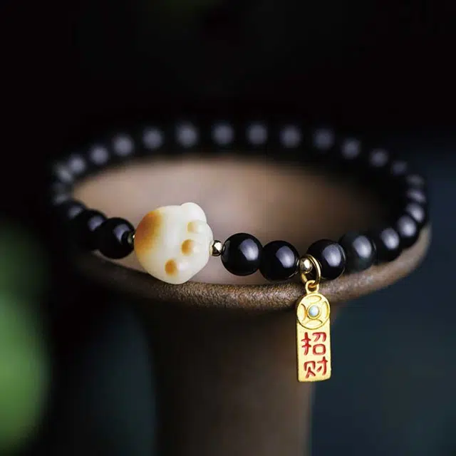 易明居 新中式国风招财猫 守护神 文玩佛珠 精致小众设计 猫爪福牌 黑曜石 手串 女款