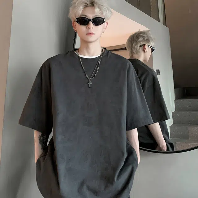 ROSECREED T