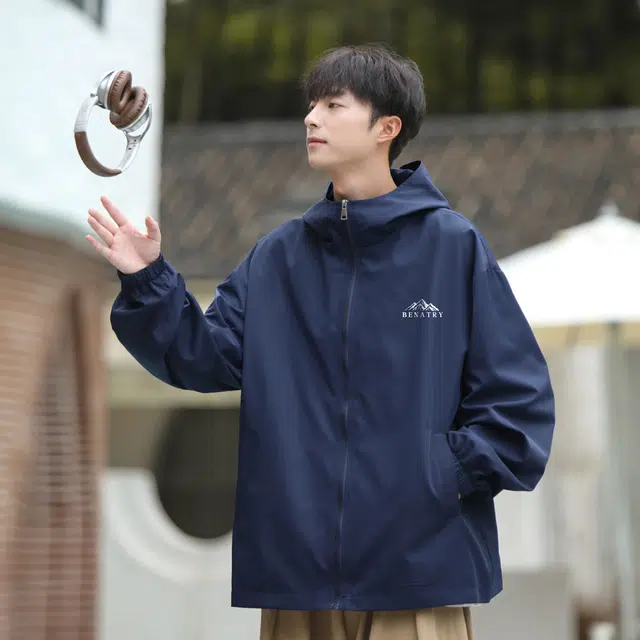 BENATRY Outdoor Mountain Logo Jacket