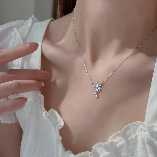 S925