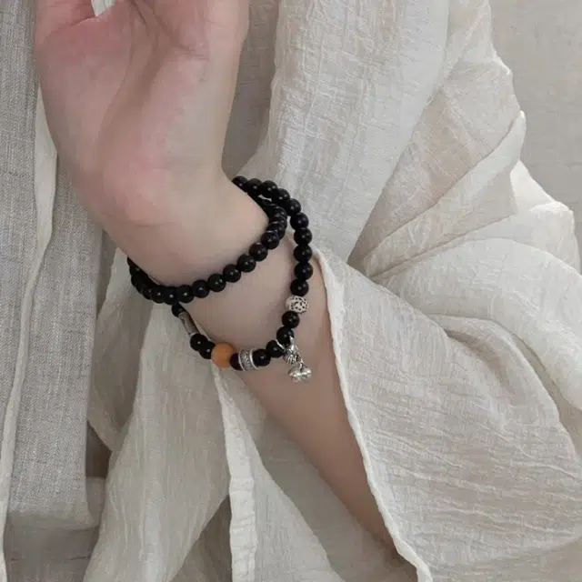 S925