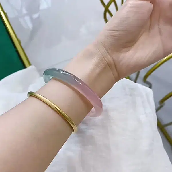 蒂尼诗 半山半水马卡龙色中式女新潮款式时尚优雅 玉髓 手镯 女款