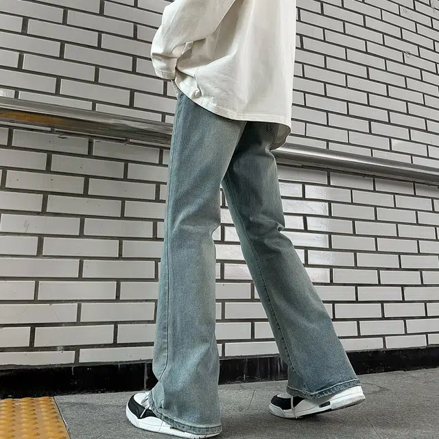 BODY GLOVE
