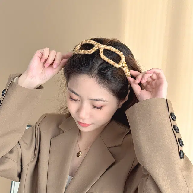 specialoutlook ins