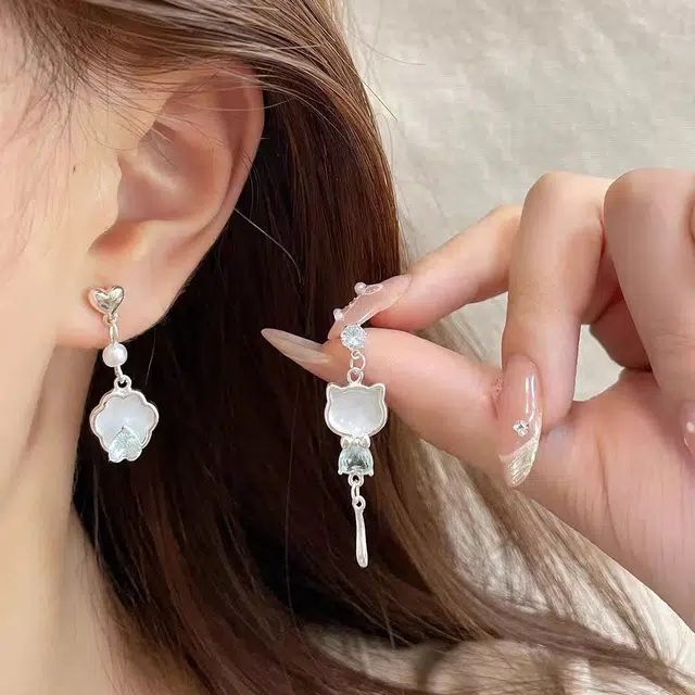素 简约猫咪银针几何可爱精致流苏耳坠甜美小众 合金 耳环 女款