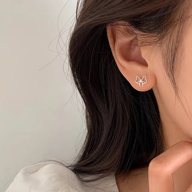 素 蝴蝶结耳饰小众甜美气质精致小巧爱心百搭 合金 耳钉 女款