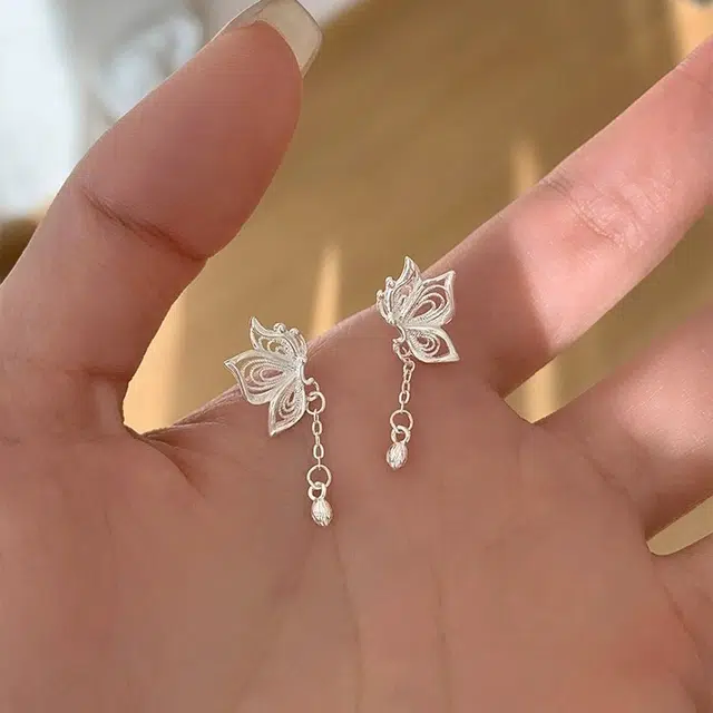 素 蝴蝶小流苏轻奢高级感小众精致耳饰气质时尚#好运 合金 耳环 女款