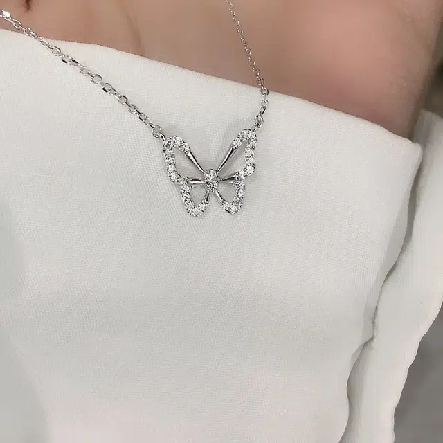 素 镂空蝴蝶 轻奢小众高级#好运 合金 项链 女款