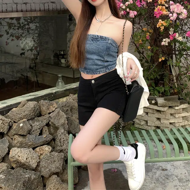 花蔓色 黑色紧身高腰显瘦包臀弹力超短牛仔热裤 女款